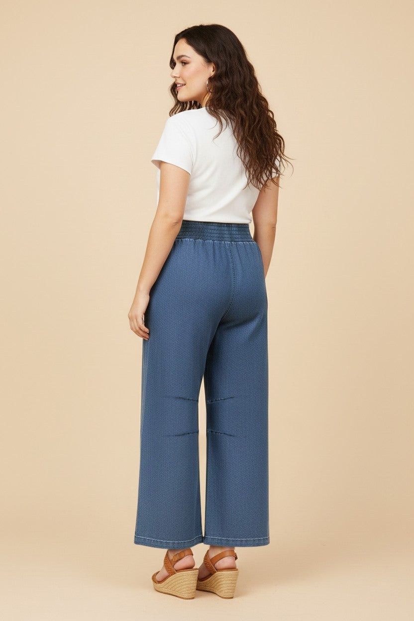 In Good Light Pants, CURVY