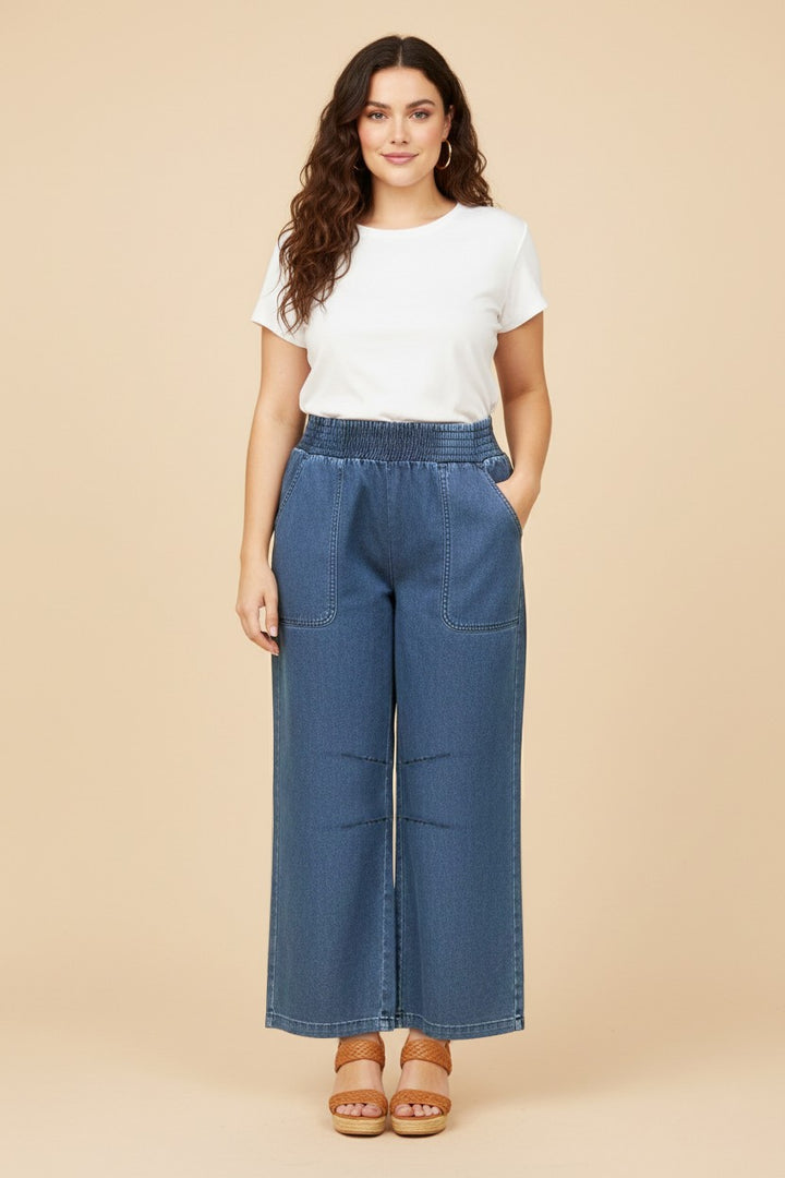 In Good Light Pants, CURVY