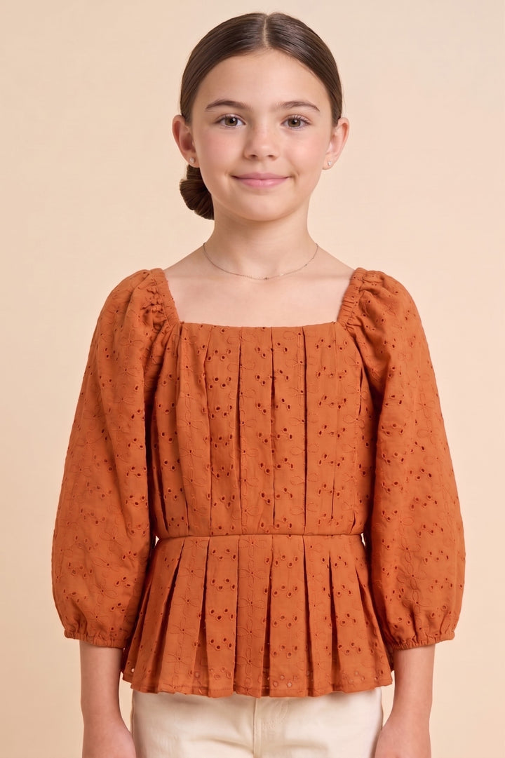 Anni Top, Tween