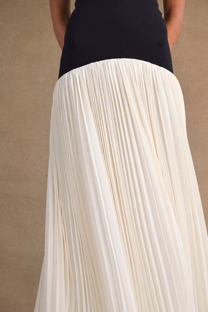 Showstopper Strapless Maxi Dress