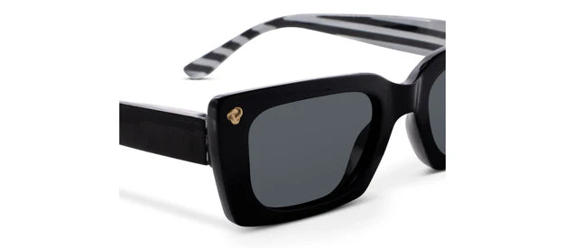 Peepers Polarized Sunglasses -Skipper