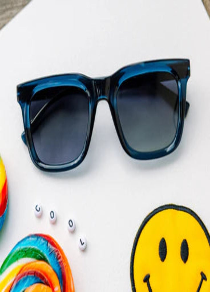 Peepers Airplane Mode Reading Sunglasses