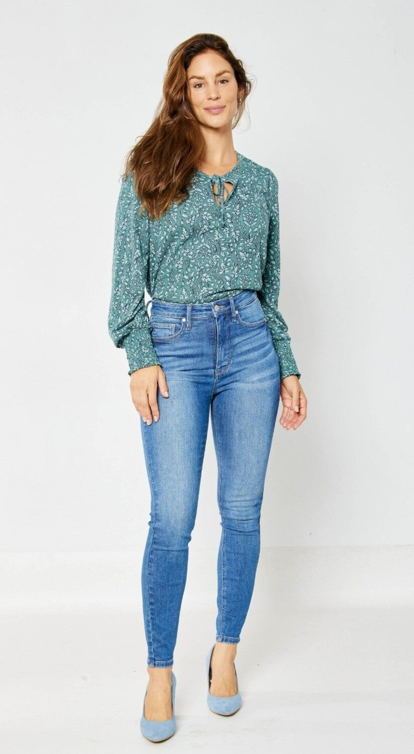 Judy Blue Grateful HW Tummy Control Skinny CURVY