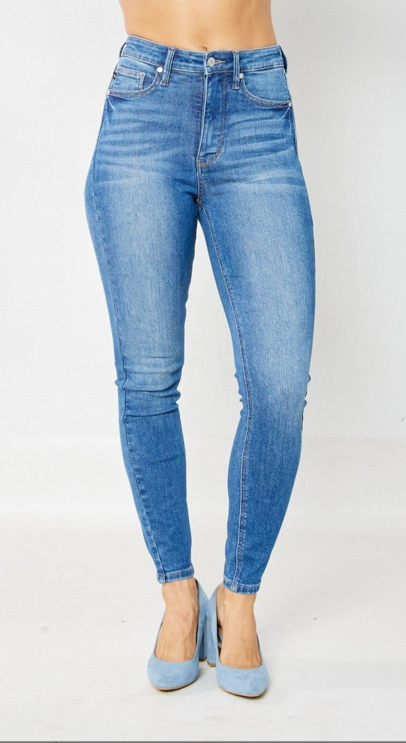 Judy Blue Grateful HW Tummy Control Skinny CURVY