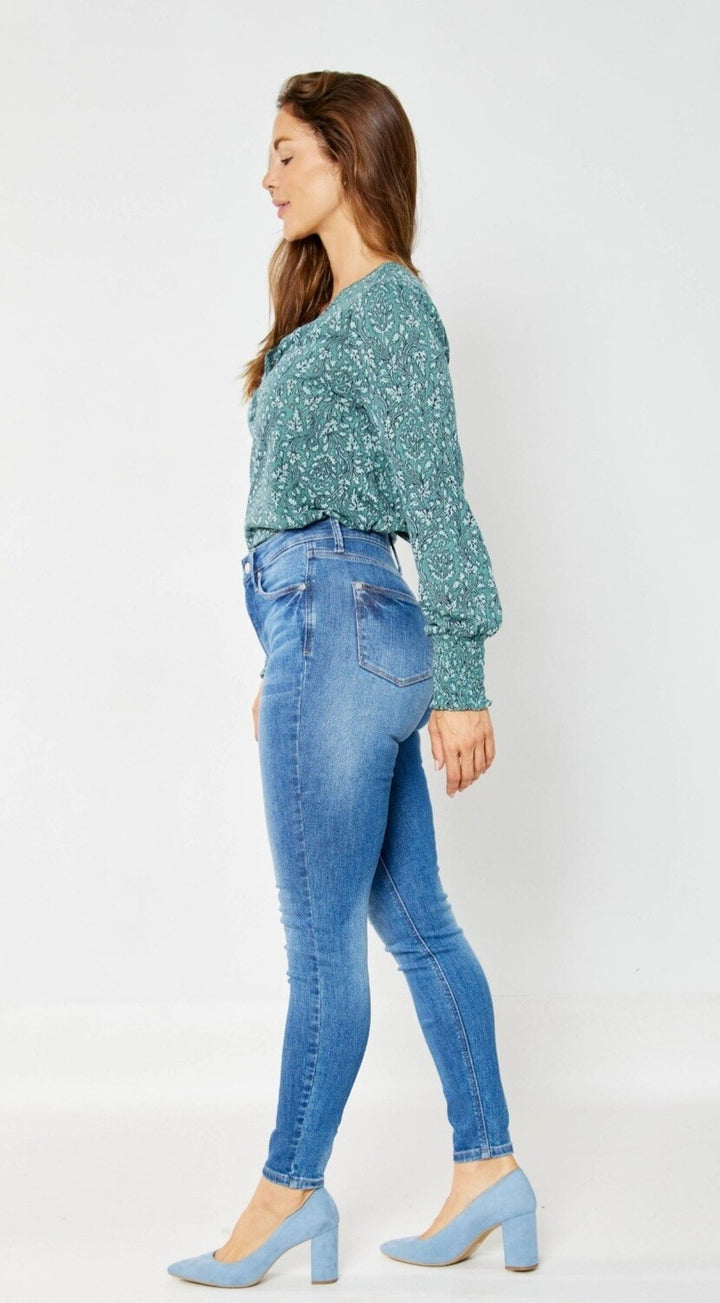 Judy Blue Grateful HW Tummy Control Skinny CURVY