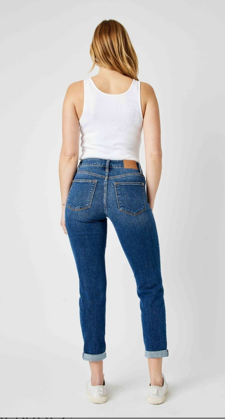 Judy Blue New Vision Mid Rise Slim, CURVY