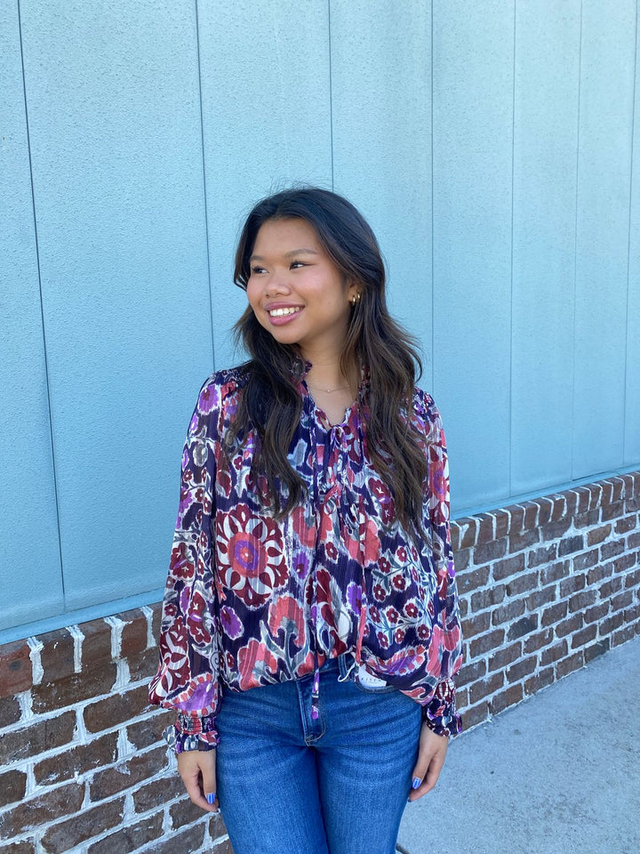 Casual Flow Ruffled V-neck Top