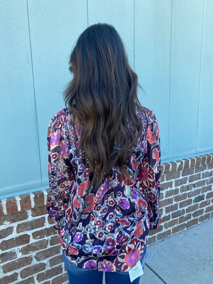 Casual Flow Ruffled V-neck Top