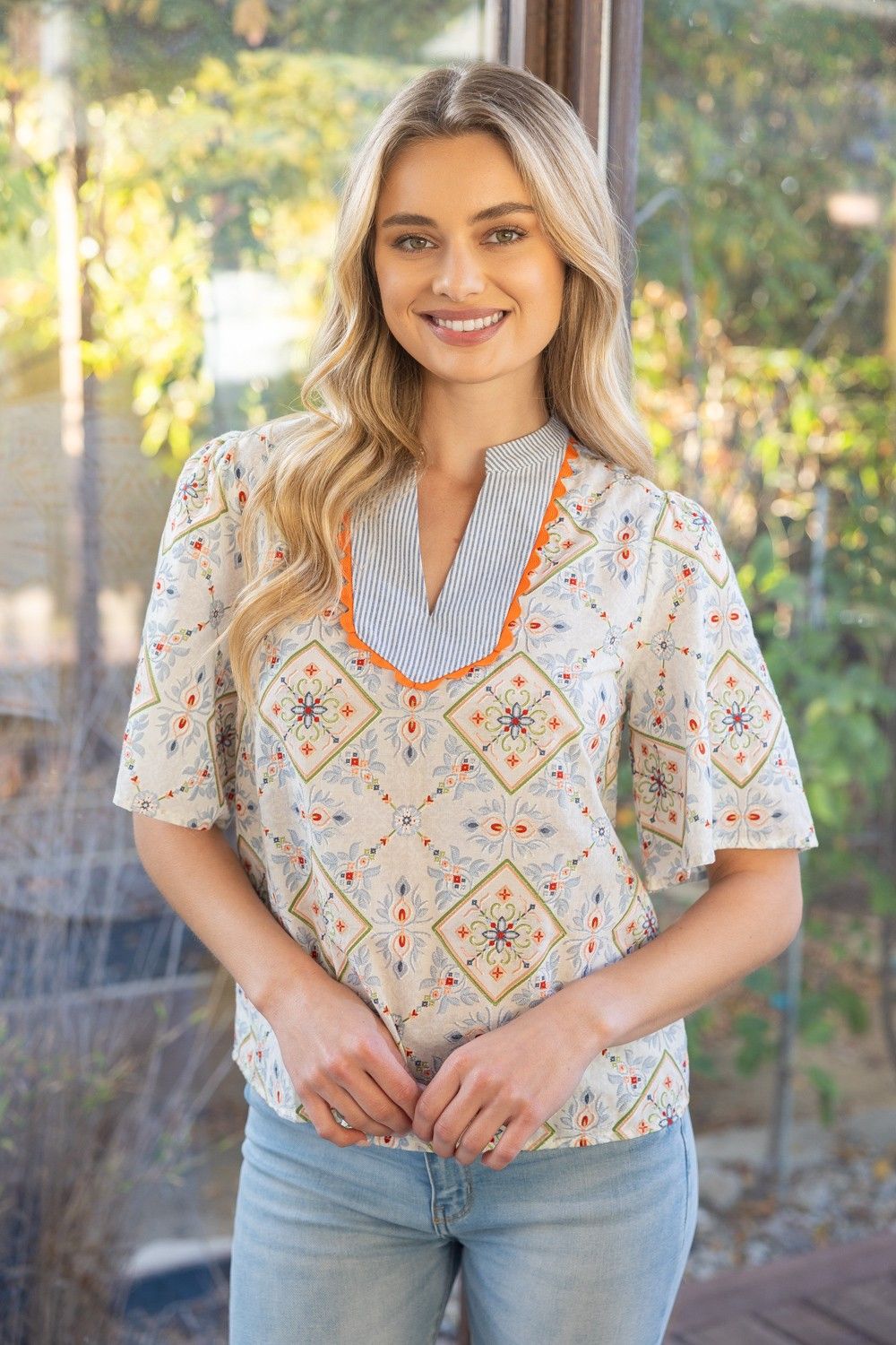 Flutter Away Top