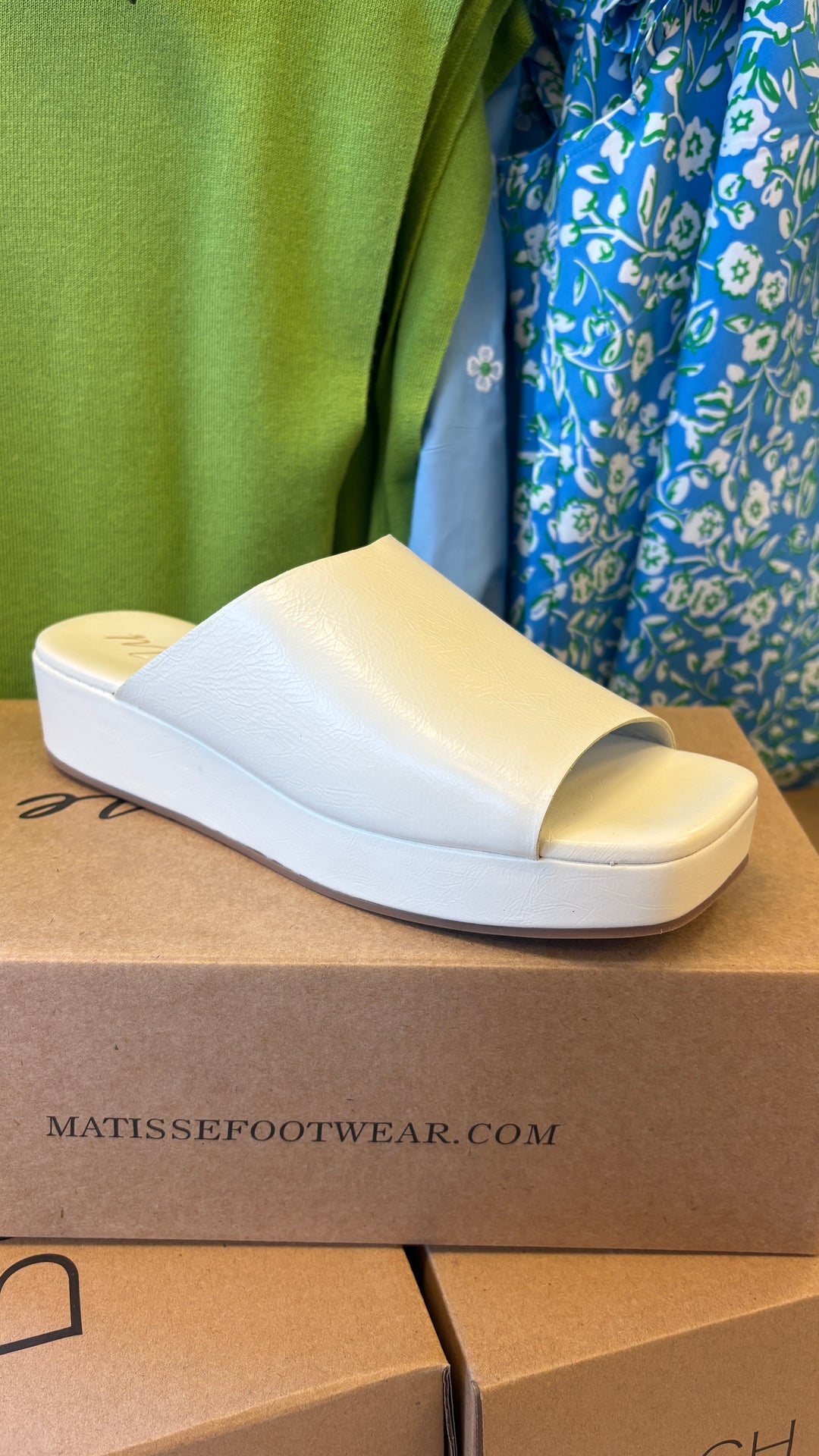Matisse Lido Slide Sandal