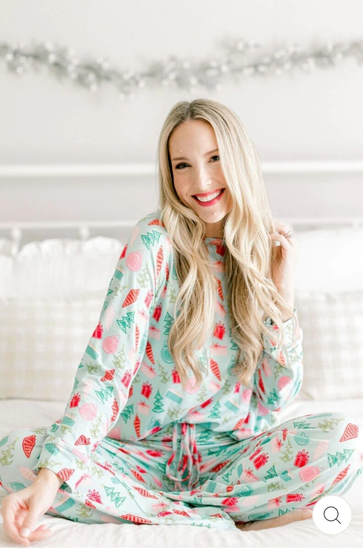 Mary Square Bauble Beauty Annie Pajama Set