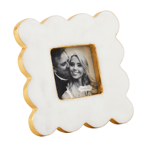 Mud Pie Scallop Marble Frame