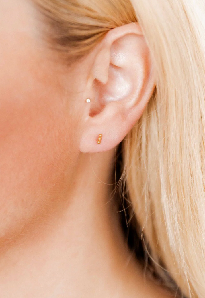 Linny &amp; Co Screwback Stud Earrings - Tally Gold