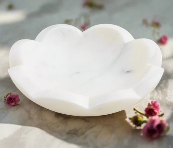 Mud Pie Scallop Marble Dish