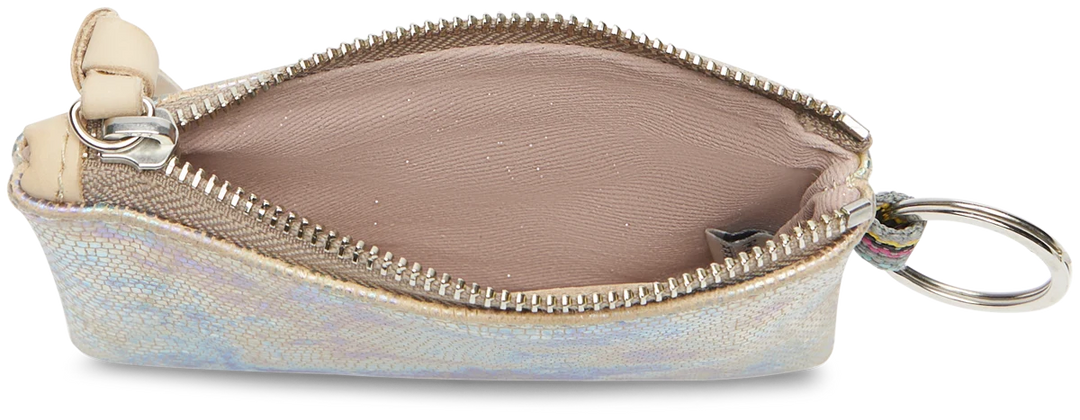 Consuela Pouch, Gloria