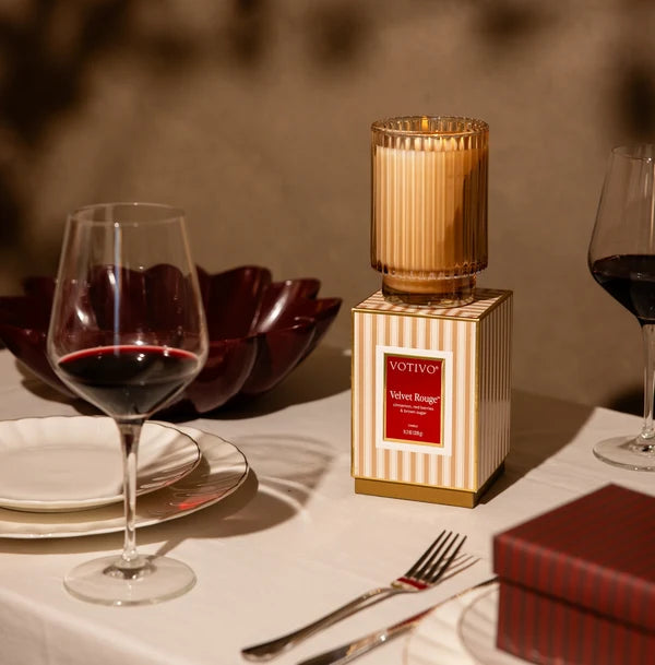 Votivo Velvet Rouge Holiday Candle