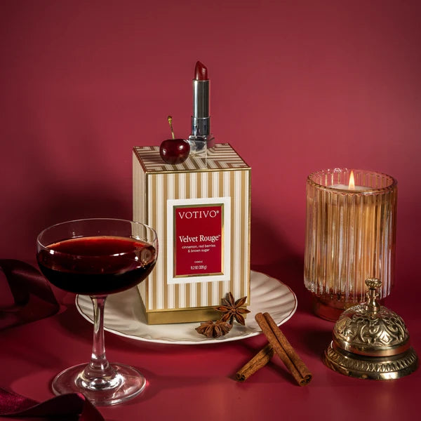 Votivo Velvet Rouge Holiday Candle