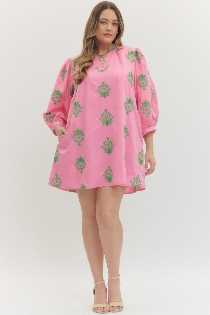 Flirt With Luck Dress, Curvy