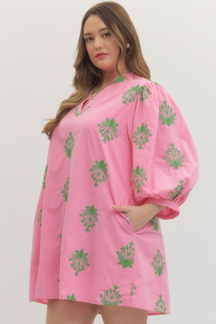 Flirt With Luck Dress, Curvy