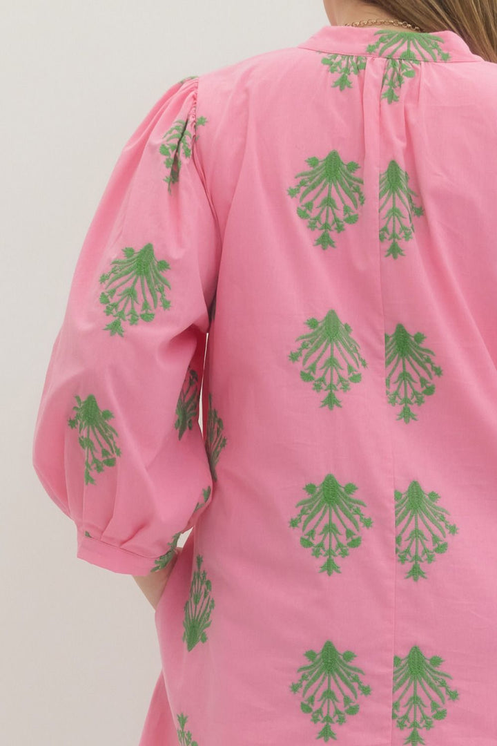 Flirt With Luck Dress, Curvy