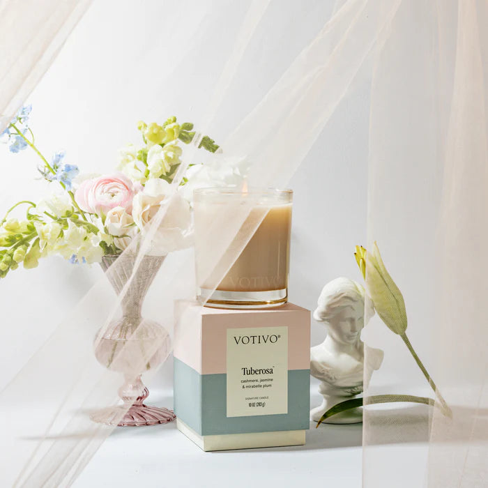 Votivo Signature Candle - Tuberosa 10oz