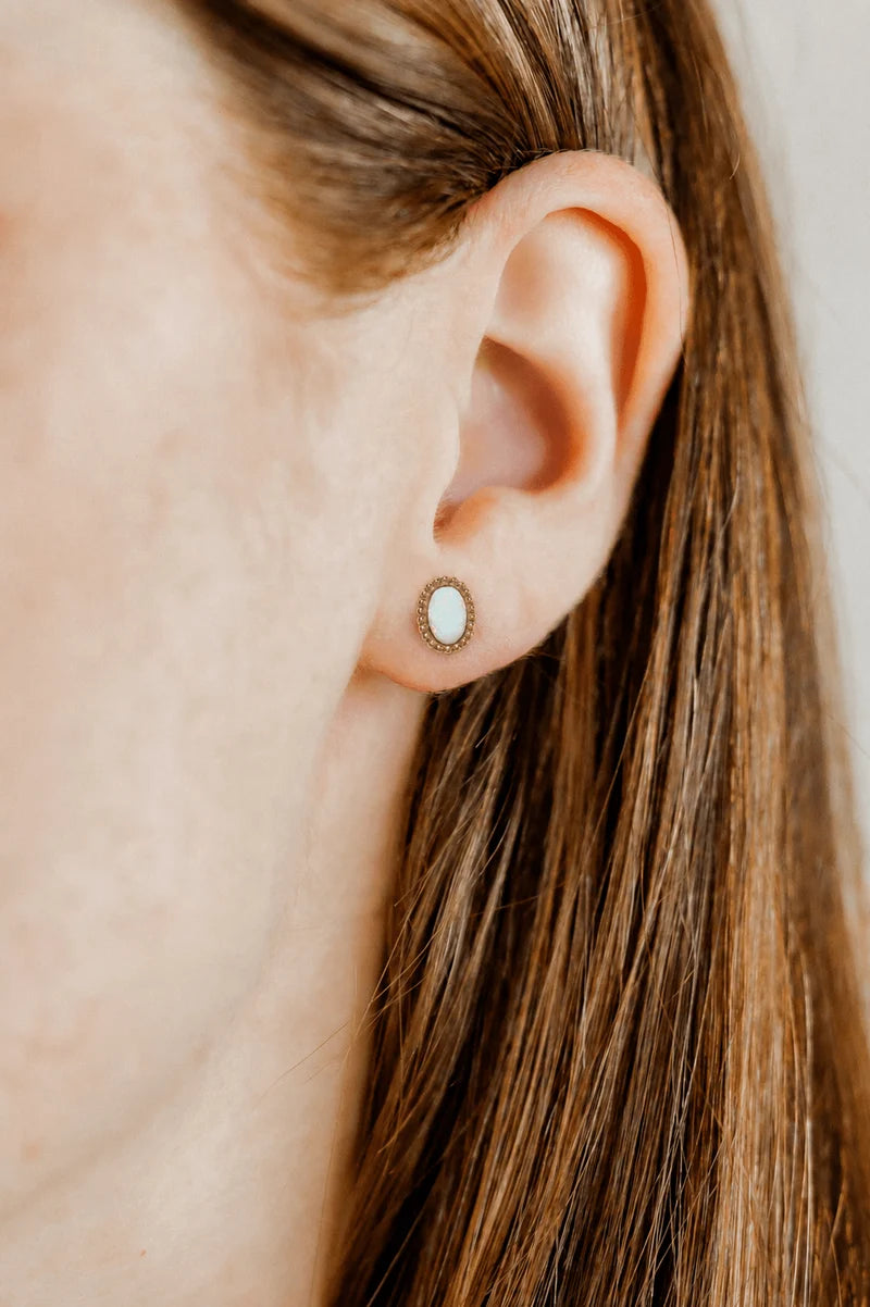 Linny Co Screwback Stud Earrings - Luna Opal White