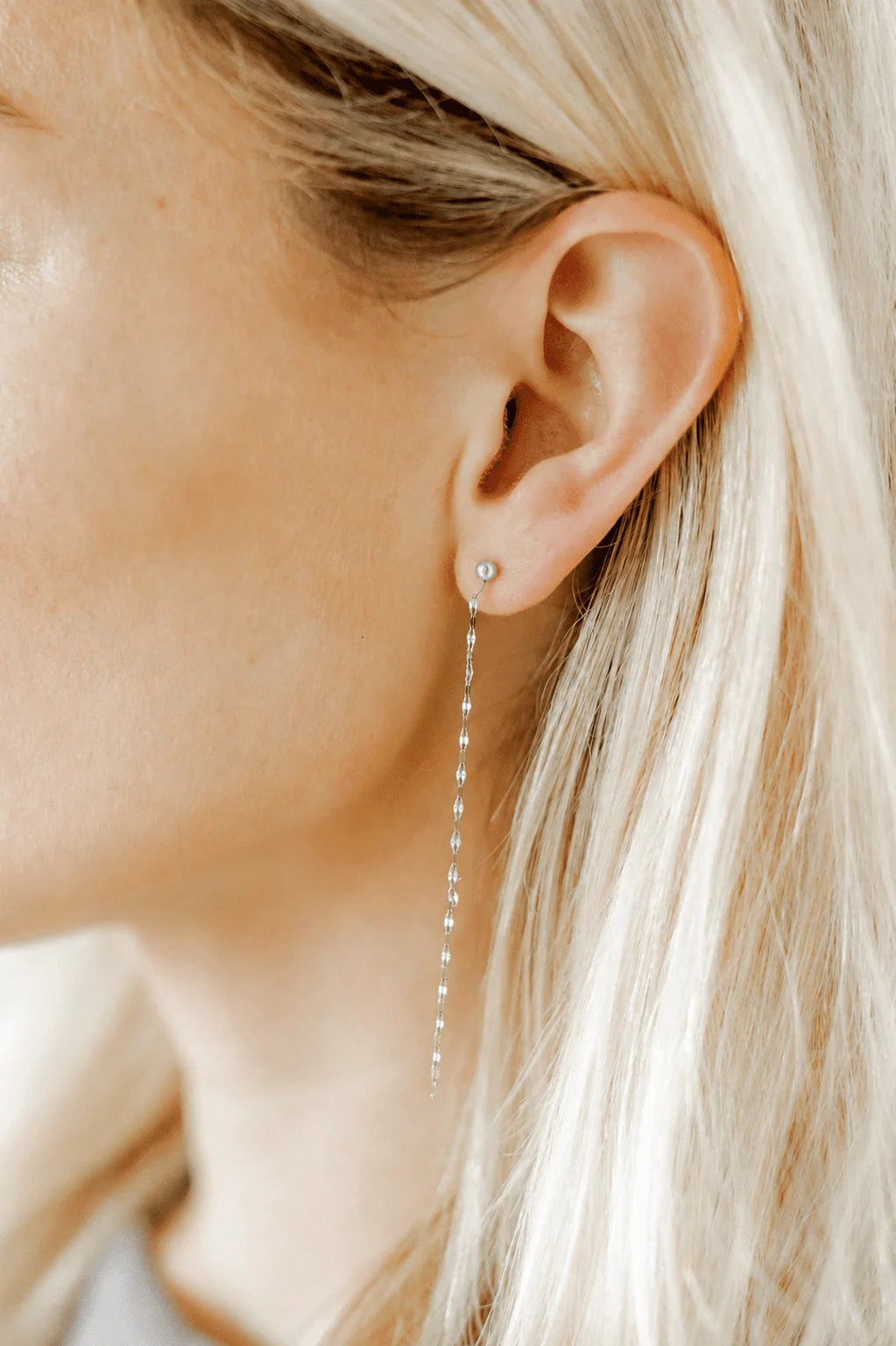 Linny Co Screwback Stud Earrings - Devin Duster Silver