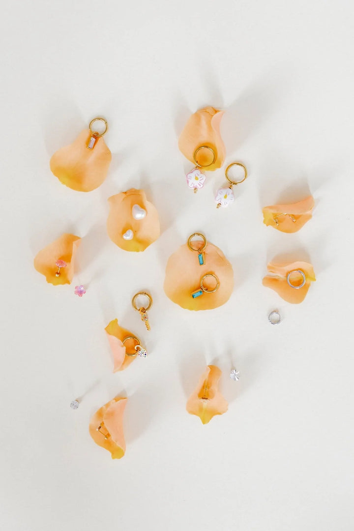 Linny Co Screwback Stud Earrings - Lucia Small