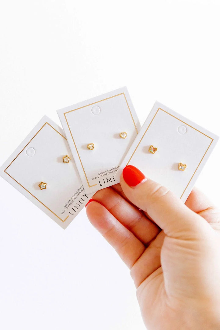 Linny Co Screwback Stud Earrings - Polly Heart