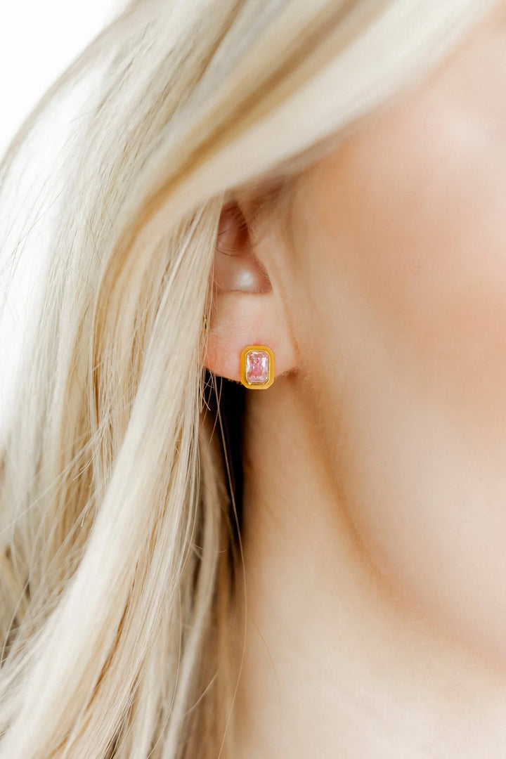 Linny Co Screwback Stud Earrings - Whitney Orange Sherbert
