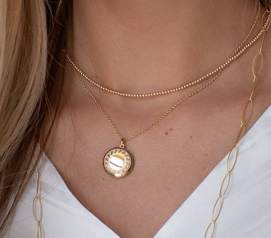 enewton 16" Necklace Gold -Cherish Small Gold Locket